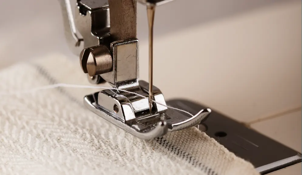 IMAGENES WEB TALLERES aproximacion a la maquina de coser