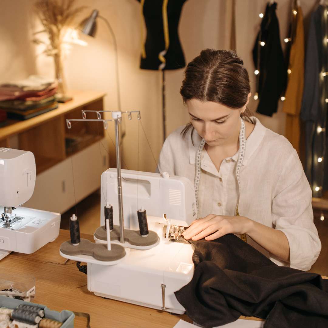 Aproximación a la Máquina Overlock 1 Aproximación a la Máquina Overlock